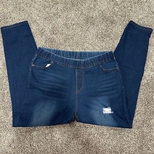 Chic Soul JVINI Pull On 3X Dark Wash Denim Jeggings with Distressing